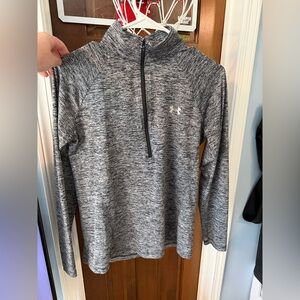 Under Armour Black and Gray Heathered HeatGear Pullover